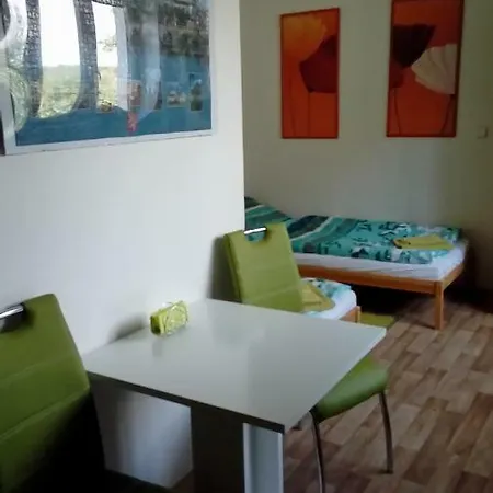Ubytovani Hostice فندق مبيت وإفطار Vodochody